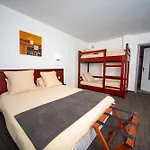 Ξενοδοχείο Logis & Restaurant Au Lion D'or