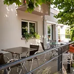 Logis & Restaurant Au Lion D'or Hotel Burnhaupt-le-Haut