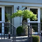 Logis & Restaurant Au Lion D'or Hotel 2*