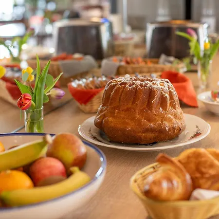 Logis & Restaurant Au Lion D'or 2*