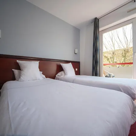 Logis & Restaurant Au Lion D'or 2*