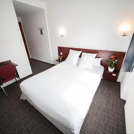 Logis & Restaurant Au Lion D'or Hotel 2*