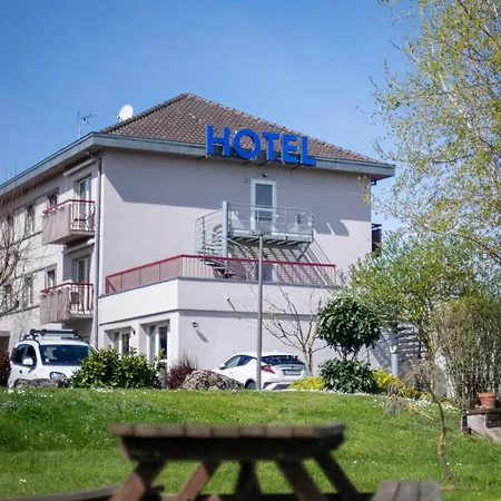 Logis & Restaurant Au Lion D'or 酒店 2*