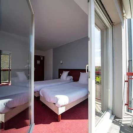 Logis & Restaurant Au Lion D'or 酒店