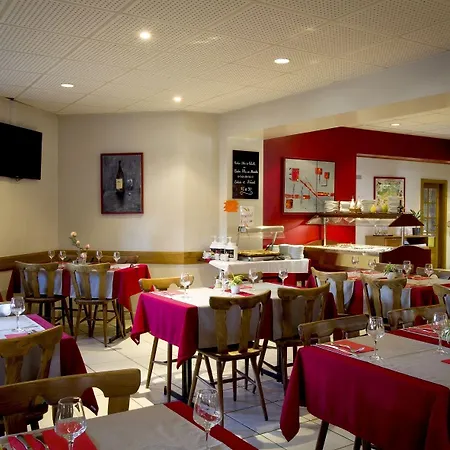 Logis & Restaurant Au Lion D'or 2*