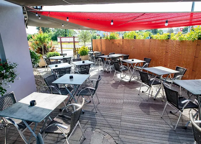 Logis & Restaurant Au Lion D'or Hotel Burnhaupt-le-Haut