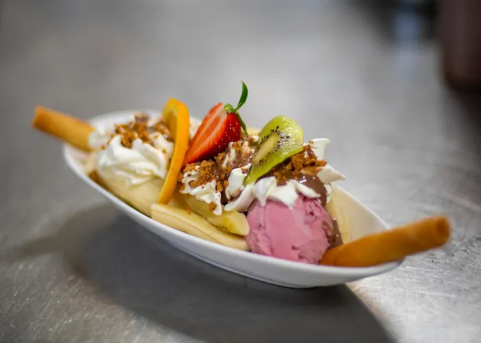 Hotel Logis & Restaurant Au Lion D'or 2*