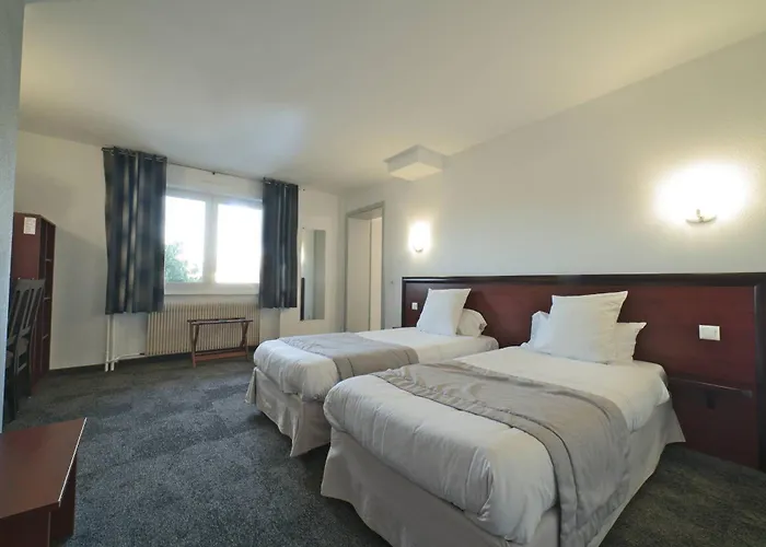 Logis & Restaurant Au Lion D'or Hotel 2*